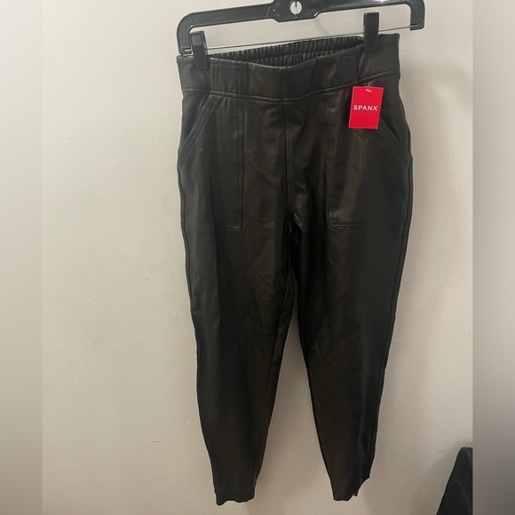 NWT Spanx Faux Leather Jogger Pants | Noir Black | size xp - Picture 2 of 5